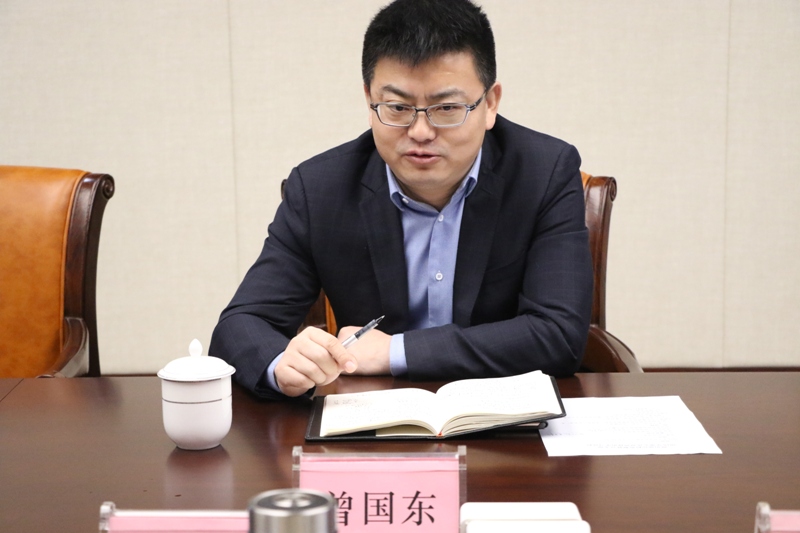曾国东检察长在交流讨论中肯定了政治部纪检监察联合支部政治学习形式